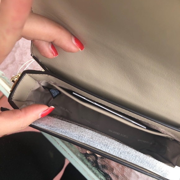 Gold/silver new Michael Kors purse with tags - Picture 6 of 6